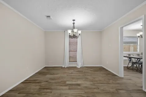 2915 Bentley Court Pearland TX 77584