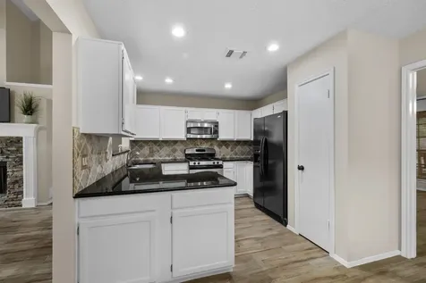 2915 Bentley Court Pearland TX 77584