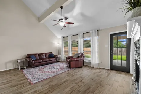 2915 Bentley Court Pearland TX 77584