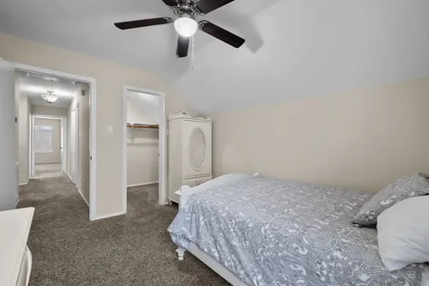 2915 Bentley Court Pearland TX 77584