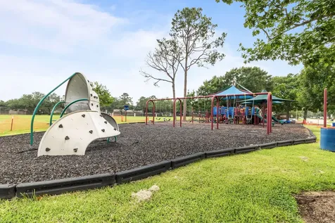 2915 Bentley Court Pearland TX 77584