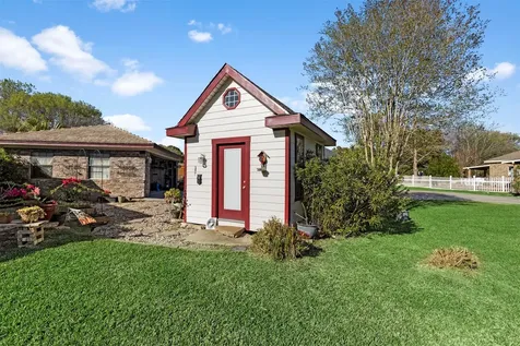 7034 Kingston Cove Lane Willis TX 77318