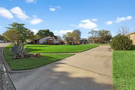 7034 Kingston Cove Lane Willis TX 77318