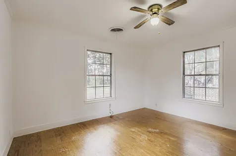 512 Park Lane Cleveland TX 77327