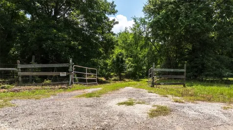 223 An County Road 4250 Palestine TX 75803