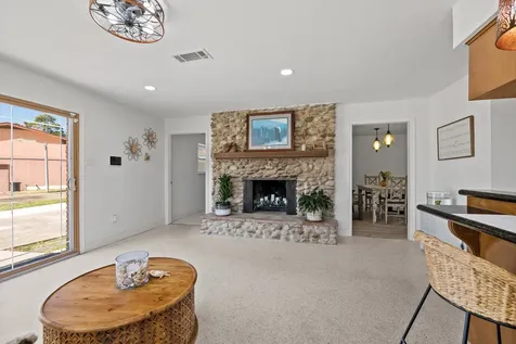654 N Flamingo Drive Seabrook TX 77586