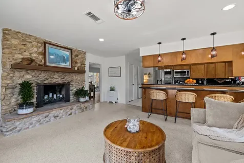 654 N Flamingo Drive Seabrook TX 77586