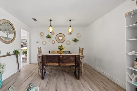 654 N Flamingo Drive Seabrook TX 77586
