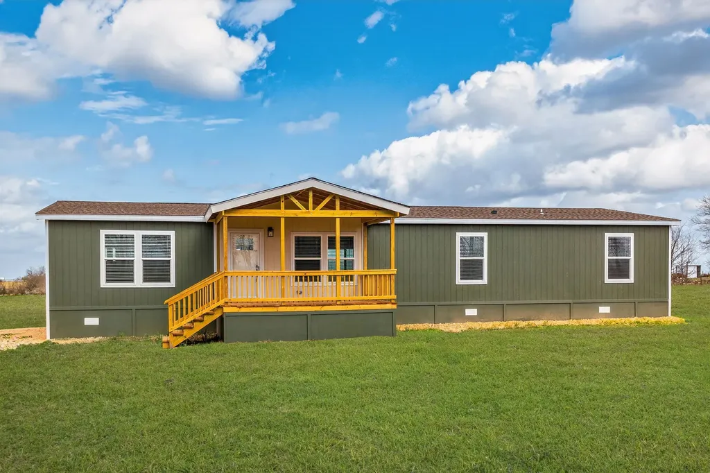 639 Old Phillipsburg Ln Lane Brenham TX 77833