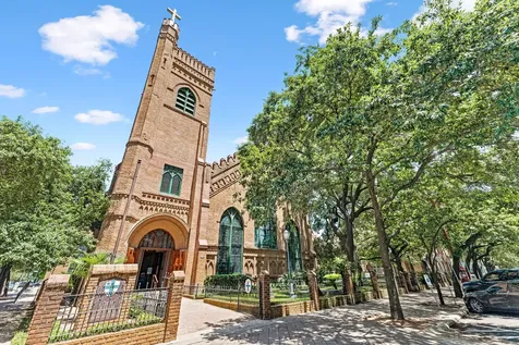 1120 Texas Street 7d Houston TX 77002