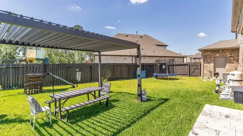 10302 Horseshoe Lake Trail Conroe TX 77384