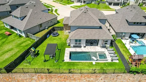 10302 Horseshoe Lake Trail Conroe TX 77384