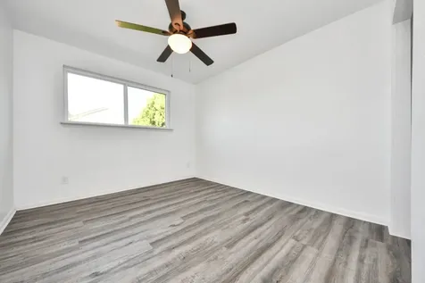 10358 Hammerly Boulevard 18 Houston TX 77043