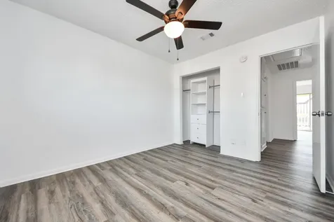10358 Hammerly Boulevard 18 Houston TX 77043
