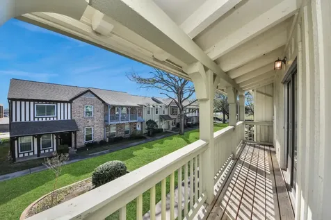 10358 Hammerly Boulevard 18 Houston TX 77043