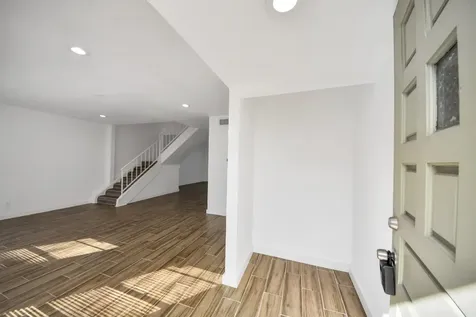 10358 Hammerly Boulevard 18 Houston TX 77043