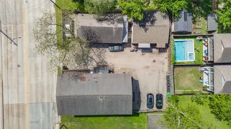 1603 Airline Drive Houston TX 77009