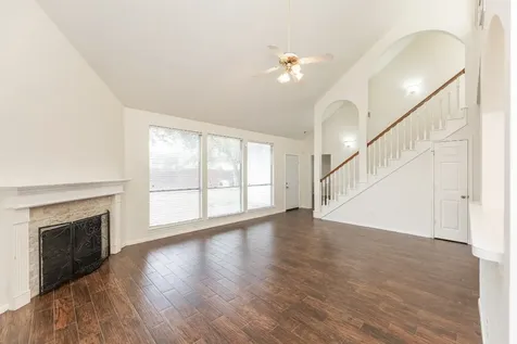 910 Presley Way Sugar Land TX 77479
