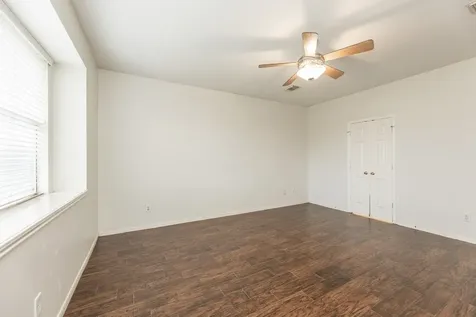 910 Presley Way Sugar Land TX 77479