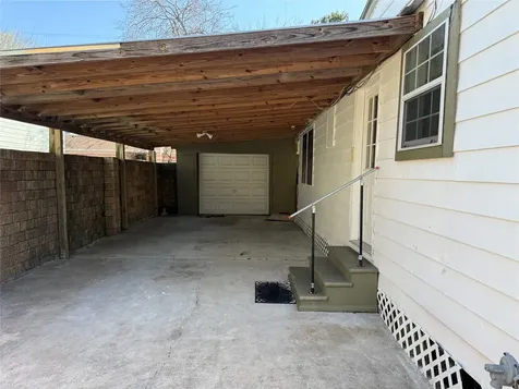 904 11th Street Texas City TX 77590