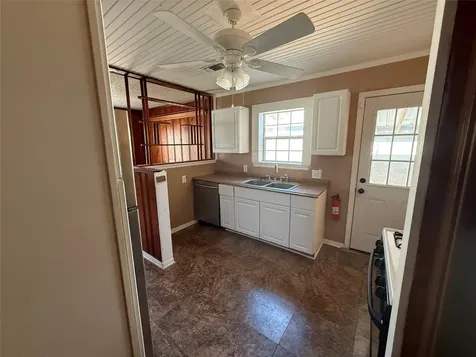 904 11th Street Texas City TX 77590