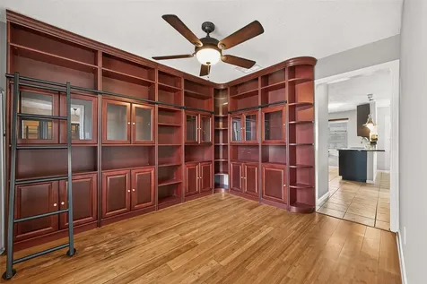 11730 Dorrance Lane Meadows Place TX 77477