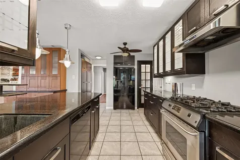 11730 Dorrance Lane Meadows Place TX 77477