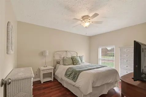 306 W Castle Harbour Drive Friendswood TX 77546