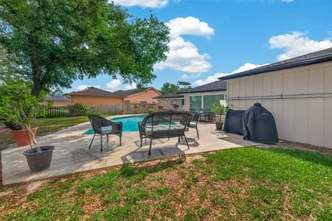 306 W Castle Harbour Drive Friendswood TX 77546