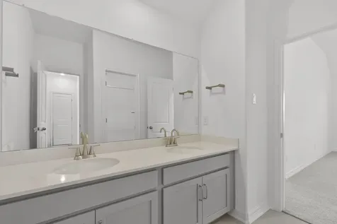 14818 Mission Avenue Mont Belvieu TX 77523