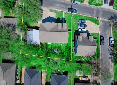 1122 Detroit Street College Station TX 77840