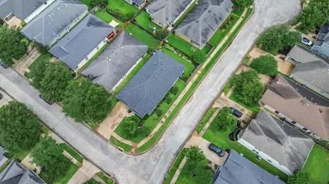12702 Portales Pointe Lane Tomball TX 77377