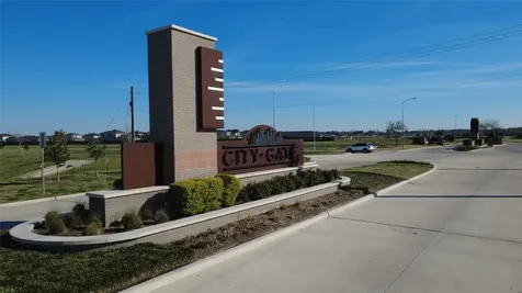 2913 Crown Gate Drive Houston TX 77047