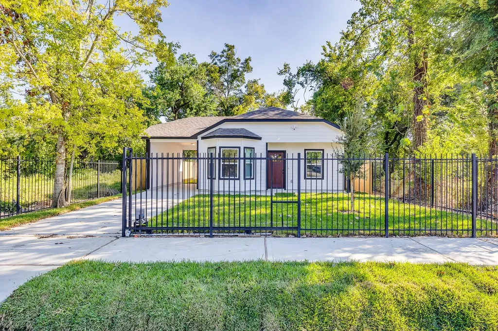 3206 Roland Street Houston TX 77026