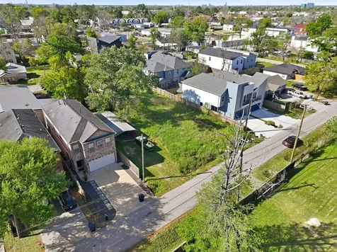 4921 #A Golden Forest Drive Houston TX 77091