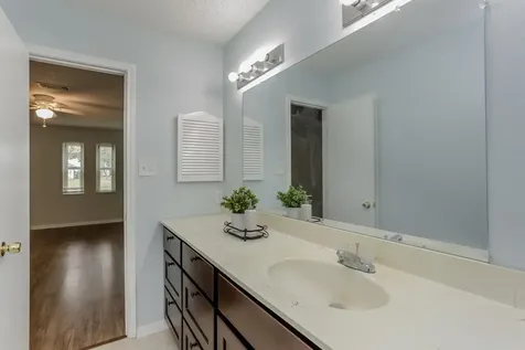 2146 Greenbriar Colony Drive 3 Houston TX 77032