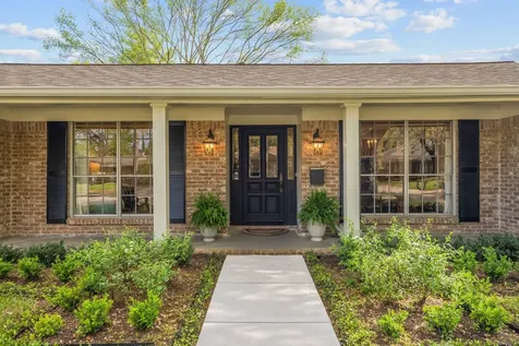 10011 Burgoyne Road Houston TX 77042