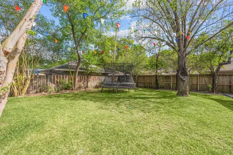 10011 Burgoyne Road Houston TX 77042