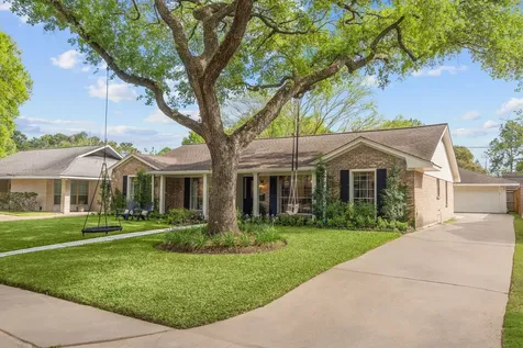 10011 Burgoyne Road Houston TX 77042