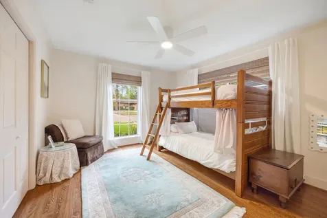 10011 Burgoyne Road Houston TX 77042