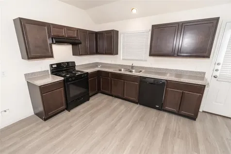 5722 Plantation Forest Drive Katy TX 77449