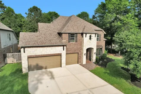 106 Cliftons Curve Way Montgomery TX 77316