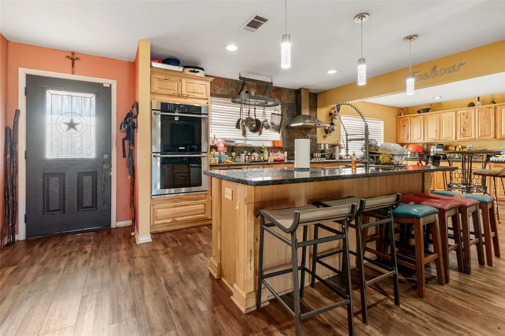 609 Marion Lane West Columbia TX 77486