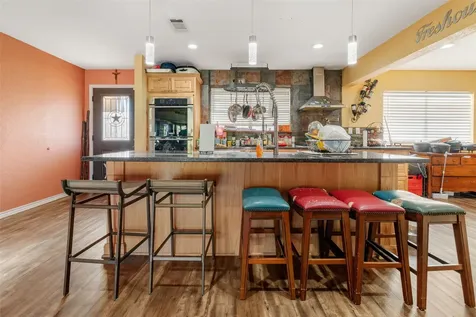 609 Marion Lane West Columbia TX 77486