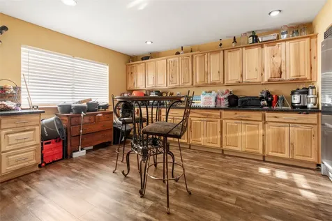 609 Marion Lane West Columbia TX 77486