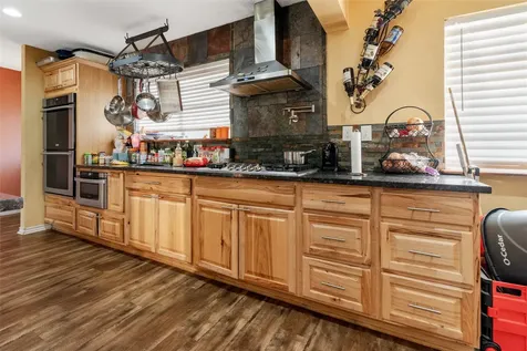 609 Marion Lane West Columbia TX 77486