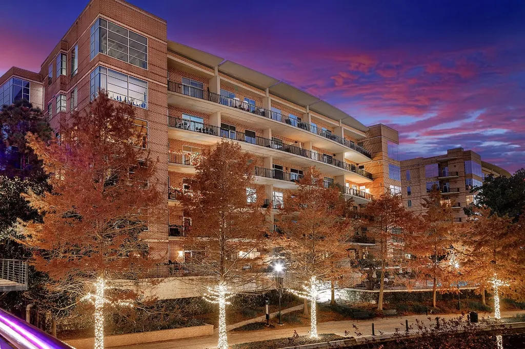 1 Waterway Court 5-b The Woodlands TX 77380