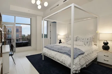 1 Waterway Court 5-b The Woodlands TX 77380