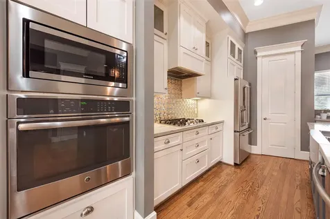 212 W 6th Street Houston TX 77007