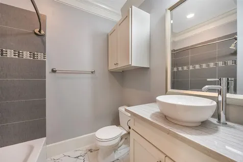 212 W 6th Street Houston TX 77007